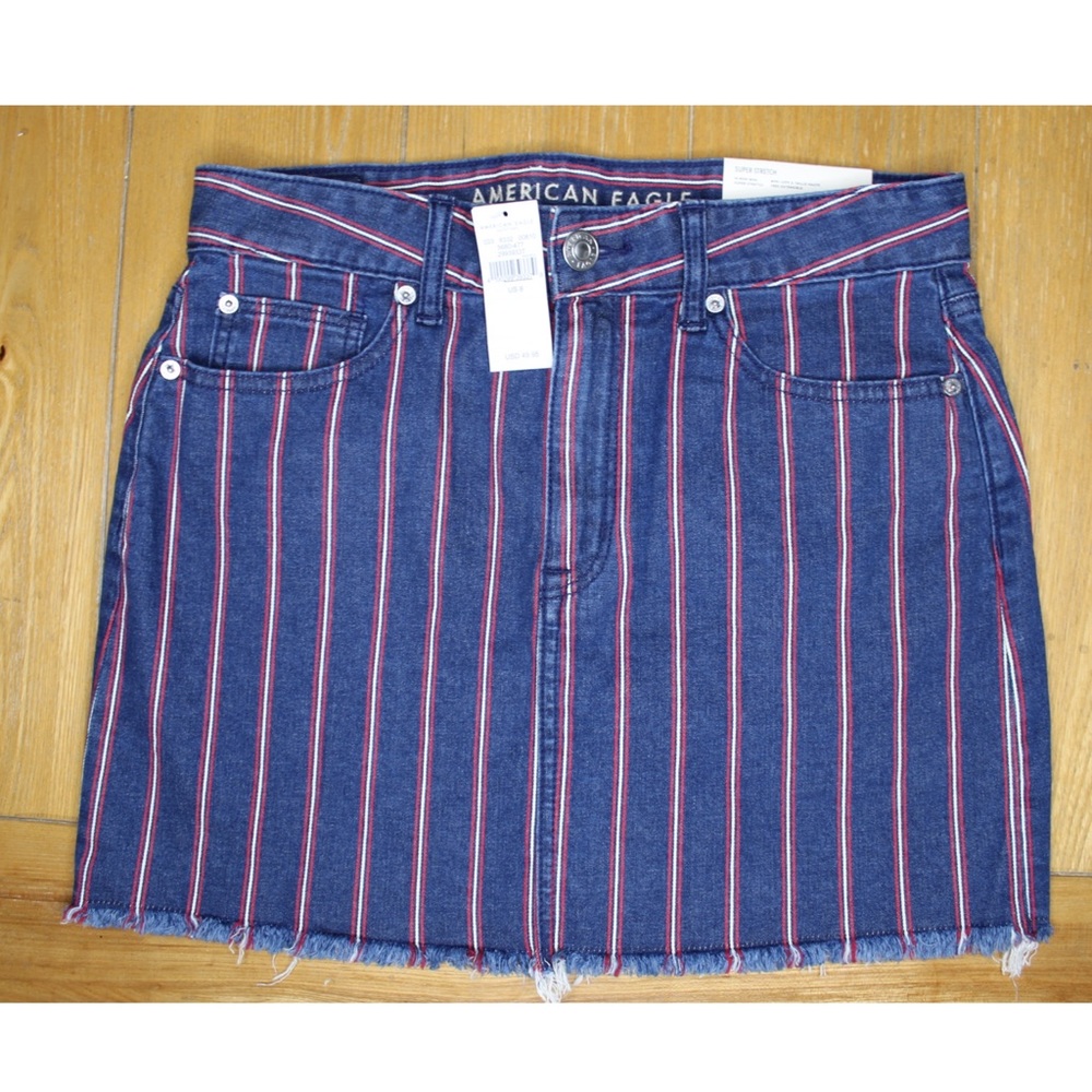 American Eagle NWT Denim Striped Frayed Hem Mini Skirt 8 - Picture 6 of 11